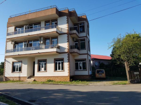 Гостиница Luka's Sweet Home  Батуми